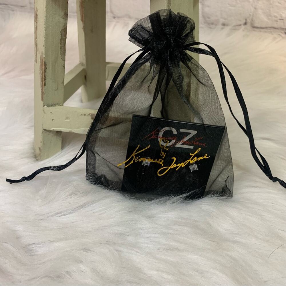 NWT Kenneth Jay Lane CZ Stud Earrings with Gift Bag Bin5 - Picture 5 of 5